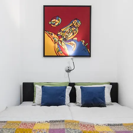 Atrium Haven Next To Tivoli Park *